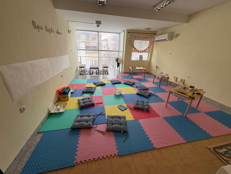 Сензорни работилници за малки ръчички